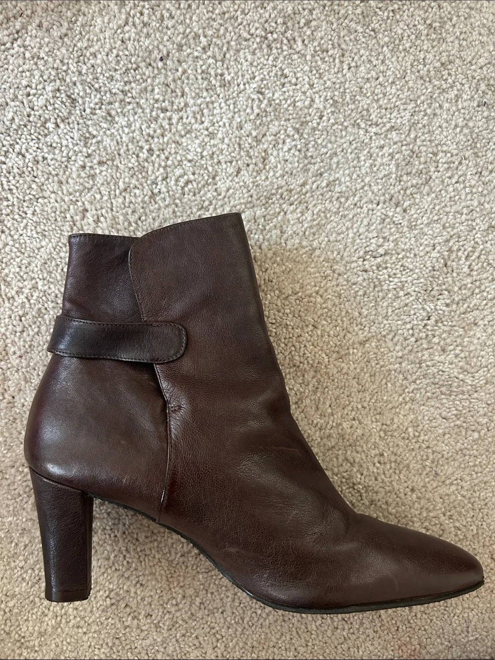 Women's Stuart Weitzman esme belted boot